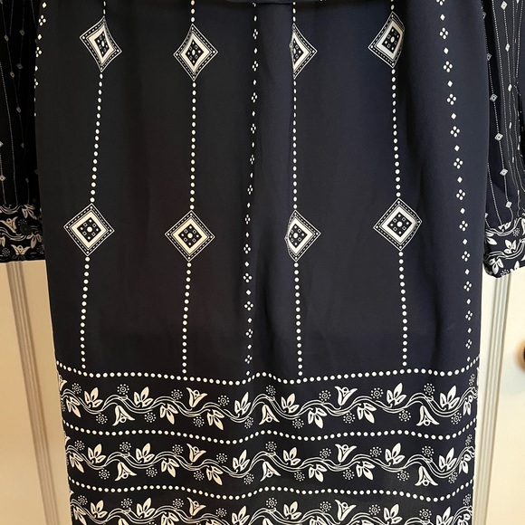 Ann Taylor Loft Belted Navy Geometric and Floral Dress NWT - Picture 14 of 16